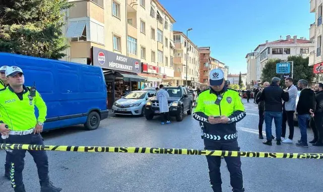 Üsküdar'da polise çekiçle saldırdılar: 3 yaralı