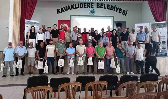 Kavaklıdere'de ceviz üreticilerine verim ve kalite eğitim