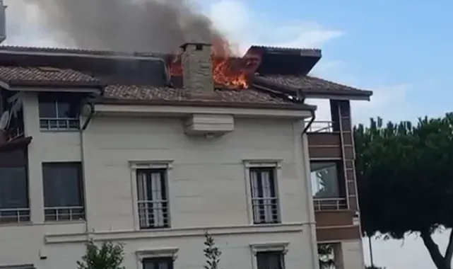 Yalova'da 2 katlı villanın çatısında yangın