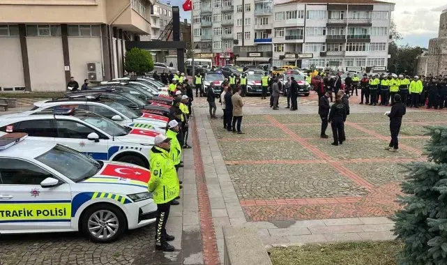 Sinop'ta emniyet ve jandarmaya hizmet aracı tahsisi